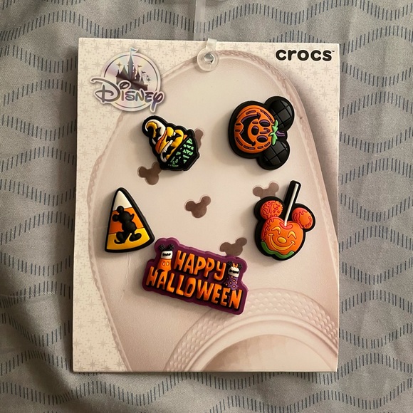Disney Halloween 2021 Crocs Charms Jibbitz 5 pack - Picture 1 of 4